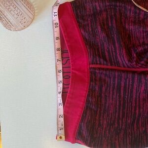 Nike Dri fit crop pants.